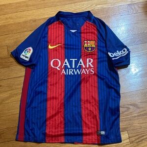 Barcelona 2016-17 Home Jersey Messi #10 Size S By Nike